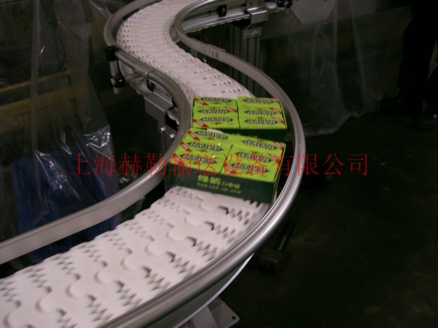 轉(zhuǎn)彎輸送機(jī)是怎么轉(zhuǎn)彎的？